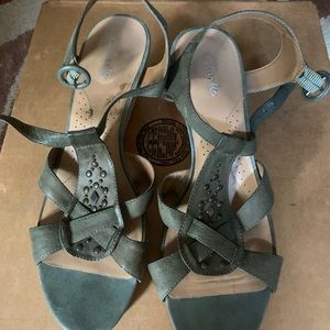 Women’s olive green sandals